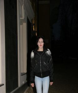 <p class='ppt-number'>221 779 + PIN 222</p><p class='ppt-pricing-de'>1,99 Euro/Min.</p>