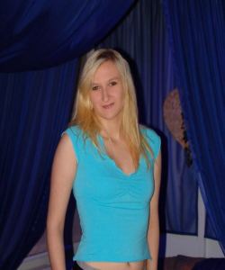 <p class='ppt-number'>09005 66 55 50 666</p><p class='ppt-pricing-de'>1,99 Euro/Min. im dt. Festnetz - Mobilnetz ggf. abweichend</p>