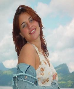 <p class='ppt-number'> 221 779 + PIN 222</p><p class='ppt-pricing-de'>1,99 Euro/Min.</p>