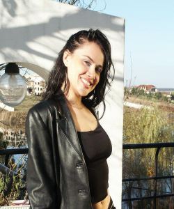 <p class='ppt-number'> 0137 777 35 66</p><p class='ppt-pricing-de'>1 €/Anruf MoFu Tarif abweichend</p>